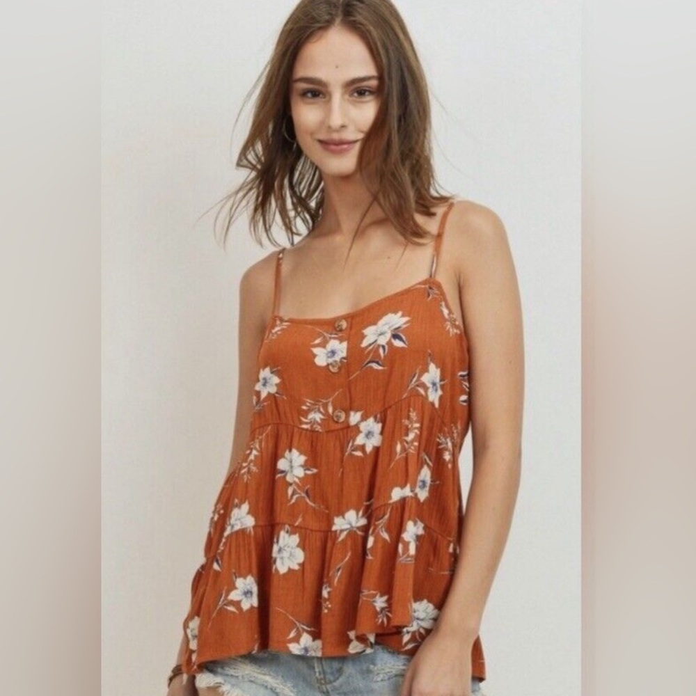 NWOT Paper Crane Flowy Floral Tank Top